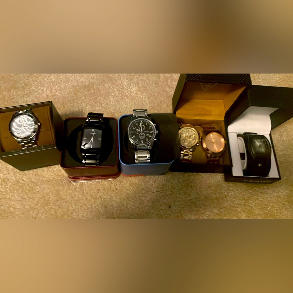 Michael Kors, Guess, Fossil and Unlisted watches.